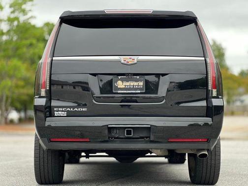 Black 2019 Cadillac Escalade Platinum