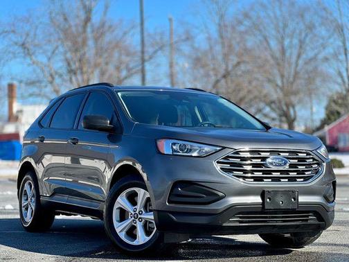 2022 Ford Edge SE