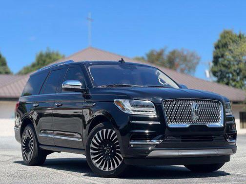 Agate Black 2019 Lincoln Navigator Black Label