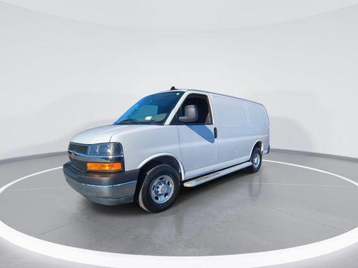2024 Chevrolet Express 2500 RWD 2500 Regular Wheelbase WT