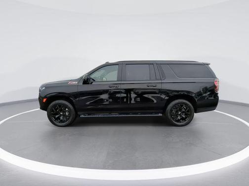 2022 Chevrolet Suburban 4WD Z71
