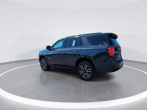 2023 GMC Yukon 4WD AT4