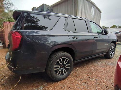 2023 GMC Yukon 4WD AT4