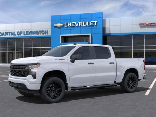 2025 Chevrolet Silverado 1500 Custom