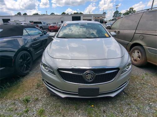 2017 Buick LaCrosse Essence