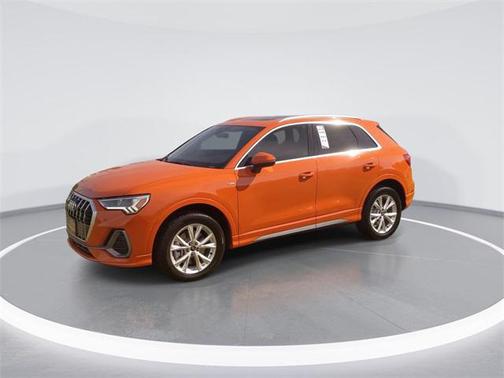 2023 Audi Q3 S line Premium
