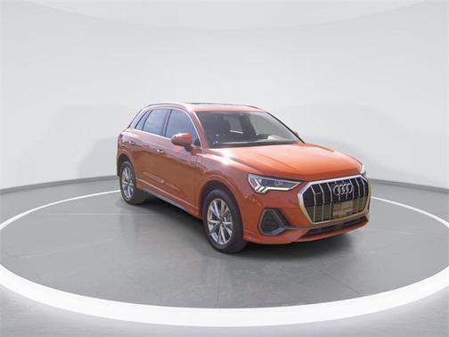 2023 Audi Q3 S line Premium
