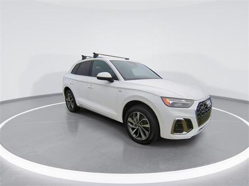 2024 Audi Q5 45 S line Premium Plus