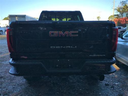 2024 GMC Sierra 2500 Denali