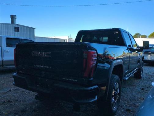 2024 GMC Sierra 2500 Denali