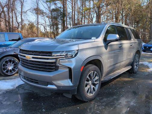 2022 Chevrolet Suburban LT