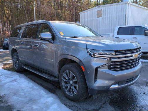 2022 Chevrolet Suburban LT