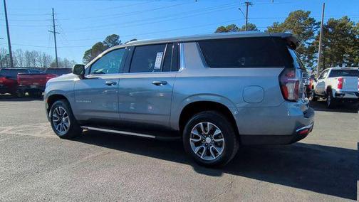 2022 Chevrolet Suburban LT