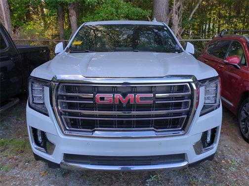 2022 GMC Yukon XL SLT