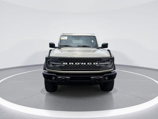 Desert Sand 2025 Ford Bronco Badlands