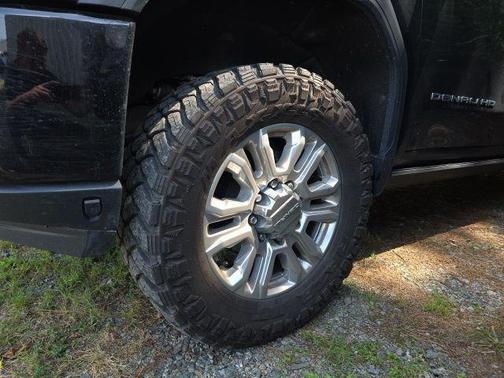 Onyx Black 2021 GMC Sierra 2500 Denali