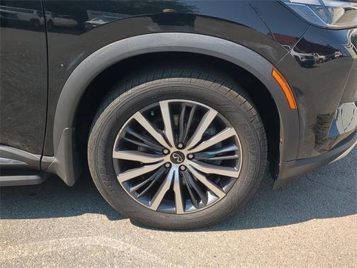 2022 INFINITI QX60 SENSORY