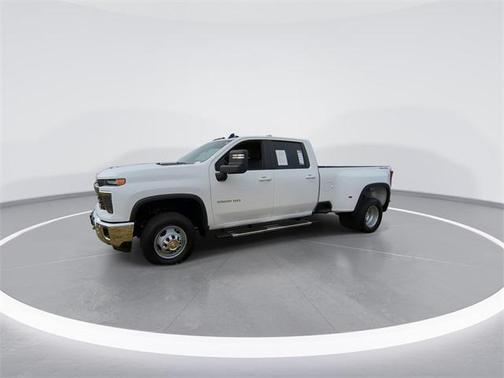 2025 Chevrolet Silverado 3500 LT