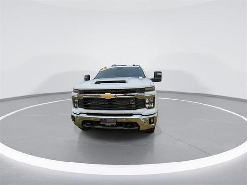 2025 Chevrolet Silverado 3500 LT