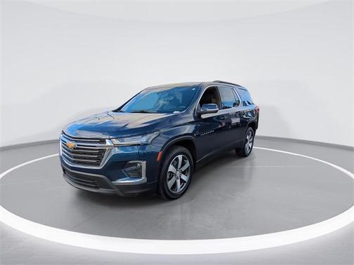 2022 Chevrolet Traverse LT Leather