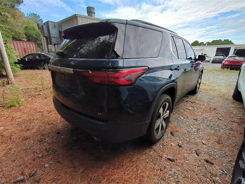 2022 Chevrolet Traverse LT Leather