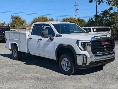2025 GMC Sierra 2500 Base