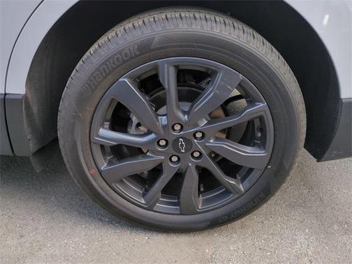 2022 Chevrolet Equinox FWD RS