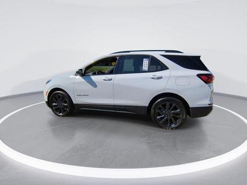 2022 Chevrolet Equinox FWD RS