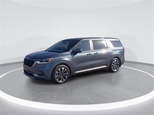 2024 Kia Carnival EX