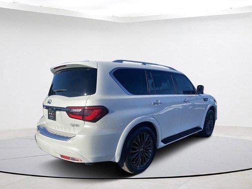 Photo 5 of 39 of 2022 INFINITI QX80 PREMIUM SELECT