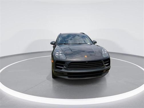 2021 Porsche Macan Base