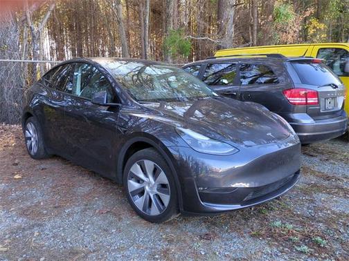 2024 Tesla Model Y Long Range Dual Motor All-Wheel Drive