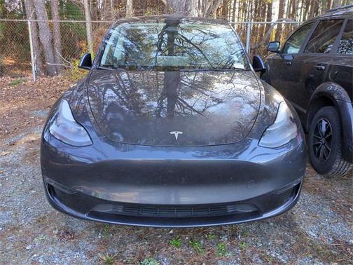 2024 Tesla Model Y Long Range Dual Motor All-Wheel Drive