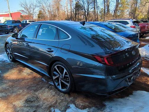 2022 Hyundai SONATA SEL Plus