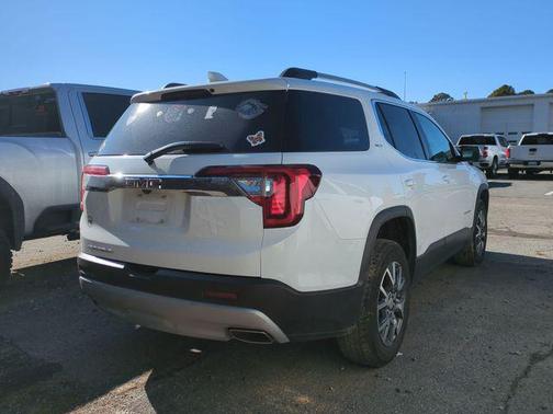 2023 GMC Acadia FWD SLT
