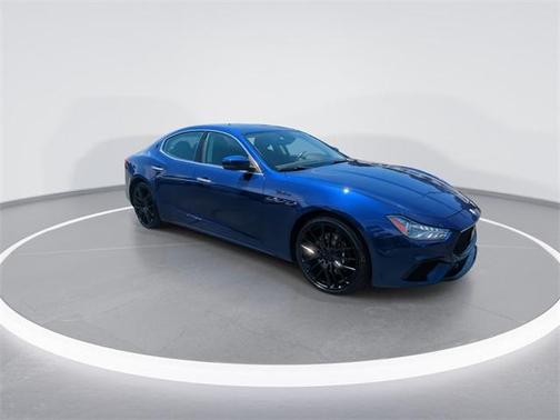 2022 Maserati Ghibli Modena Q4
