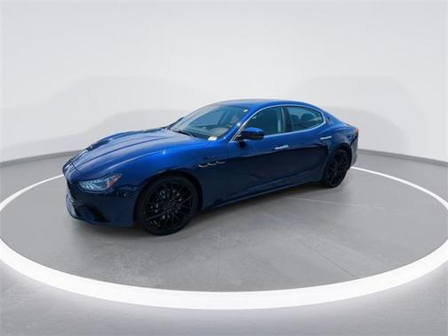 2022 Maserati Ghibli Modena Q4