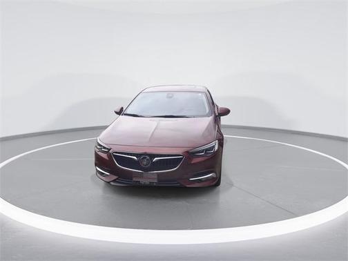 2018 Buick Regal Sportback Essence