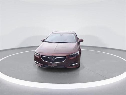 2018 Buick Regal Sportback Essence