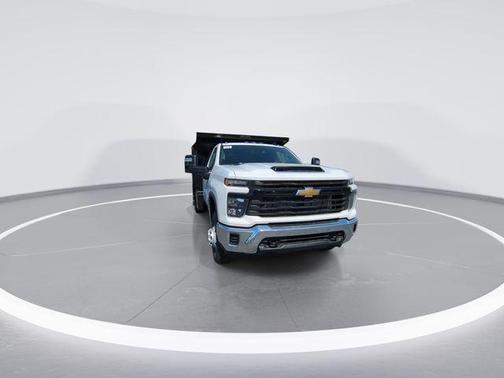 Summit White 2026 Chevrolet Silverado 3500 WT