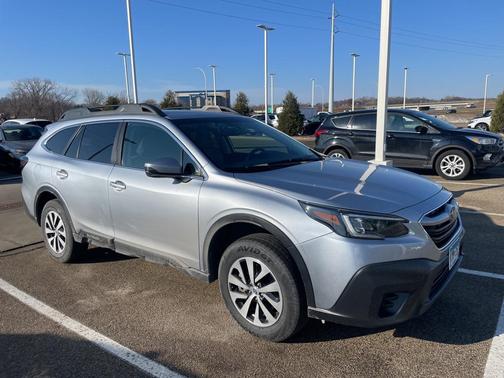 2022 Subaru Outback Premium