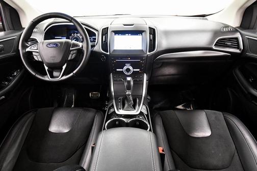 2017 Ford Edge Sport
