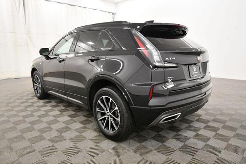 2024 Cadillac XT4 Sport