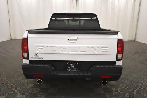 Platinum White Pearl 2026 Honda Ridgeline RTL