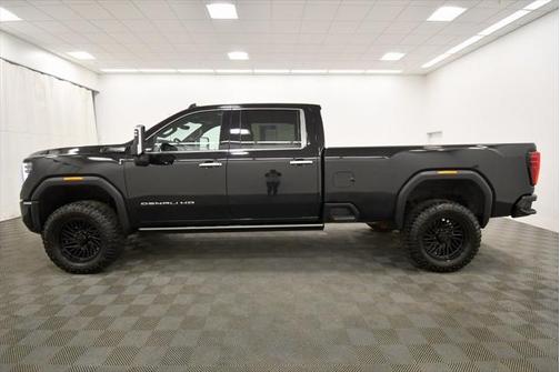 2024 GMC Sierra 2500 Denali Ultimate