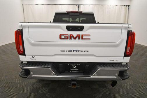 2022 GMC Sierra 3500 SLT