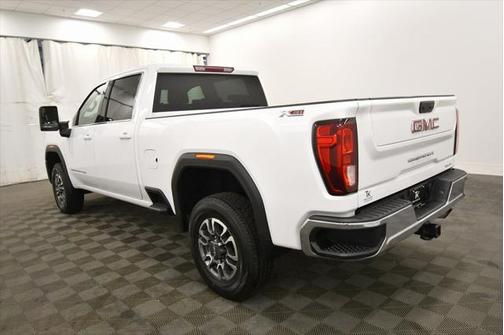 2024 GMC Sierra 2500 SLE