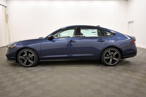 Canyon River Blue Metallic 2026 Honda Accord SE