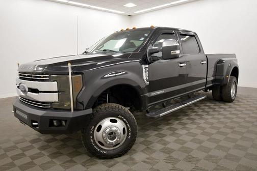 2017 Ford F-350 Lariat