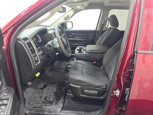 Delmonico Red Pearlcoat 2019 RAM 1500 Express